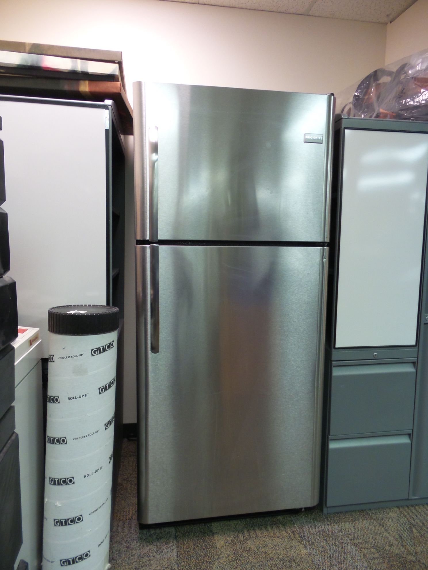 Frigidaire 21 cu ft Stainless Steel Top Freezer Refrigerator Allsold